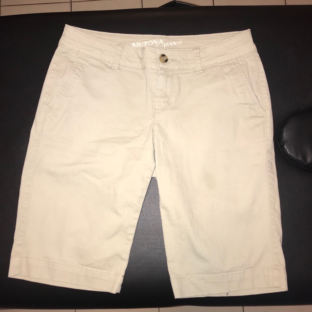Khaki shorts